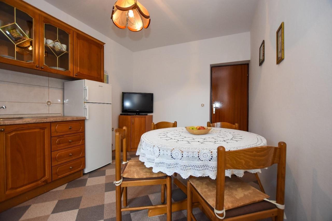 Apartments Luce - Family Friendly & Parking Pag Town Exteriér fotografie